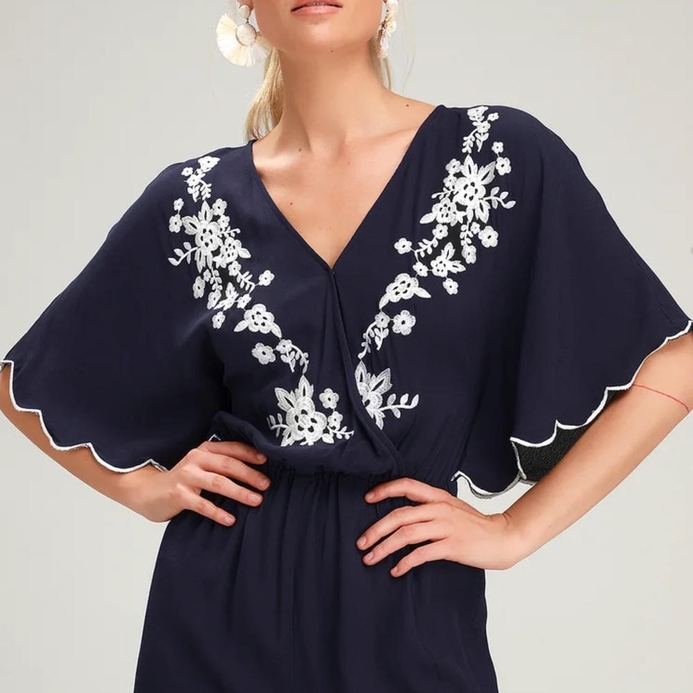 Navy blue embroidered flutter sleeve romper sz small summer